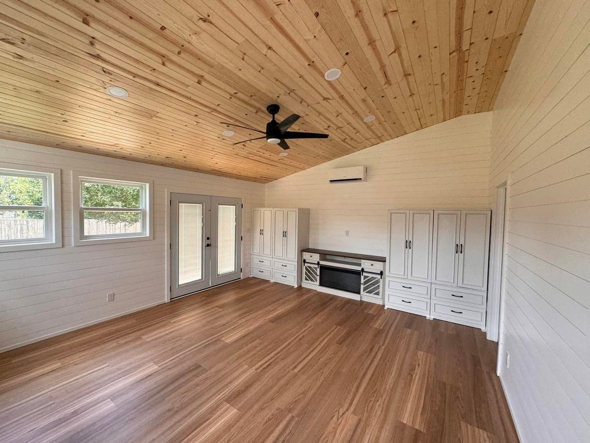 Kitchen and interior remodel in Clarksville, TN by JM Home and Property Services (4)