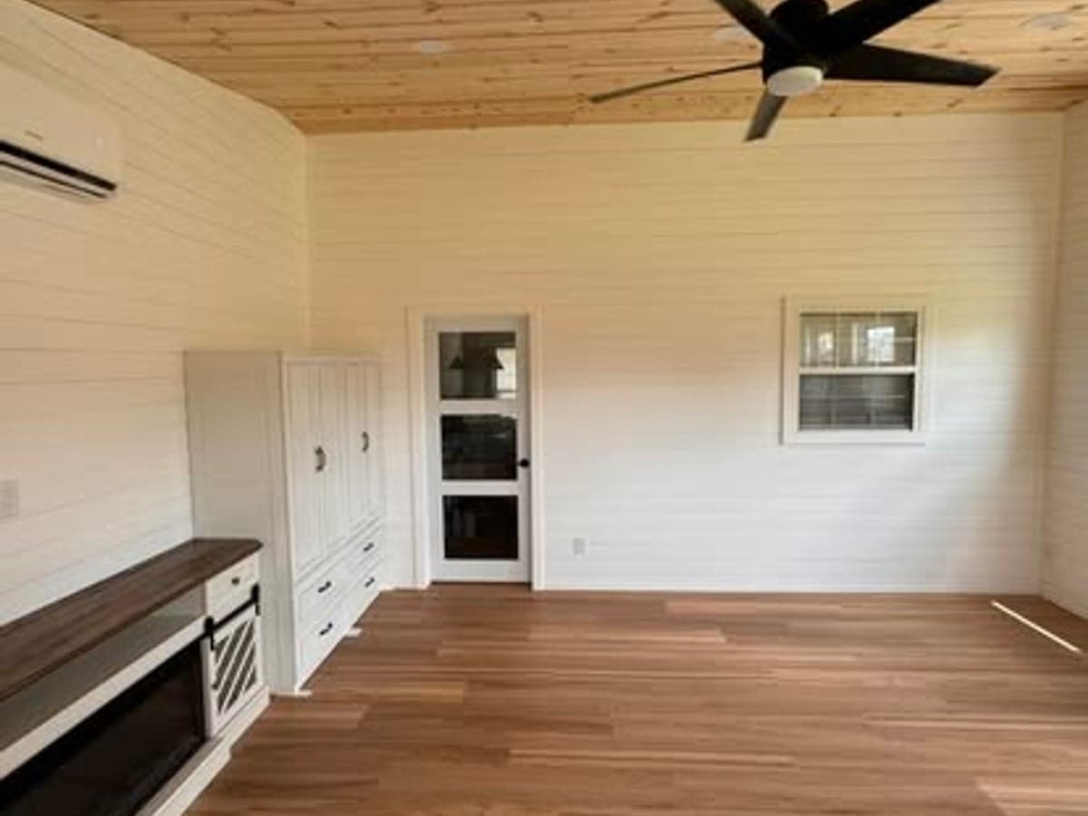 Kitchen and interior remodel in Clarksville, TN by JM Home and Property Services (5)