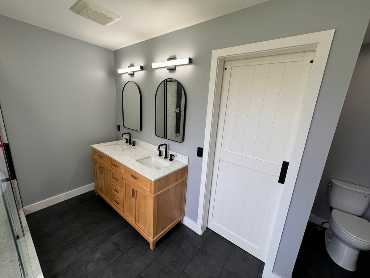bathroom remodel in Clarksville, TN by JM Home and Property Services (7)