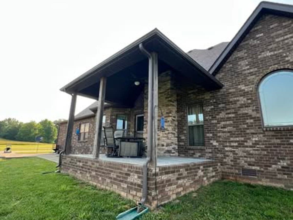 custom home build in Clarksville, TN by JM Home and Property Services (1)