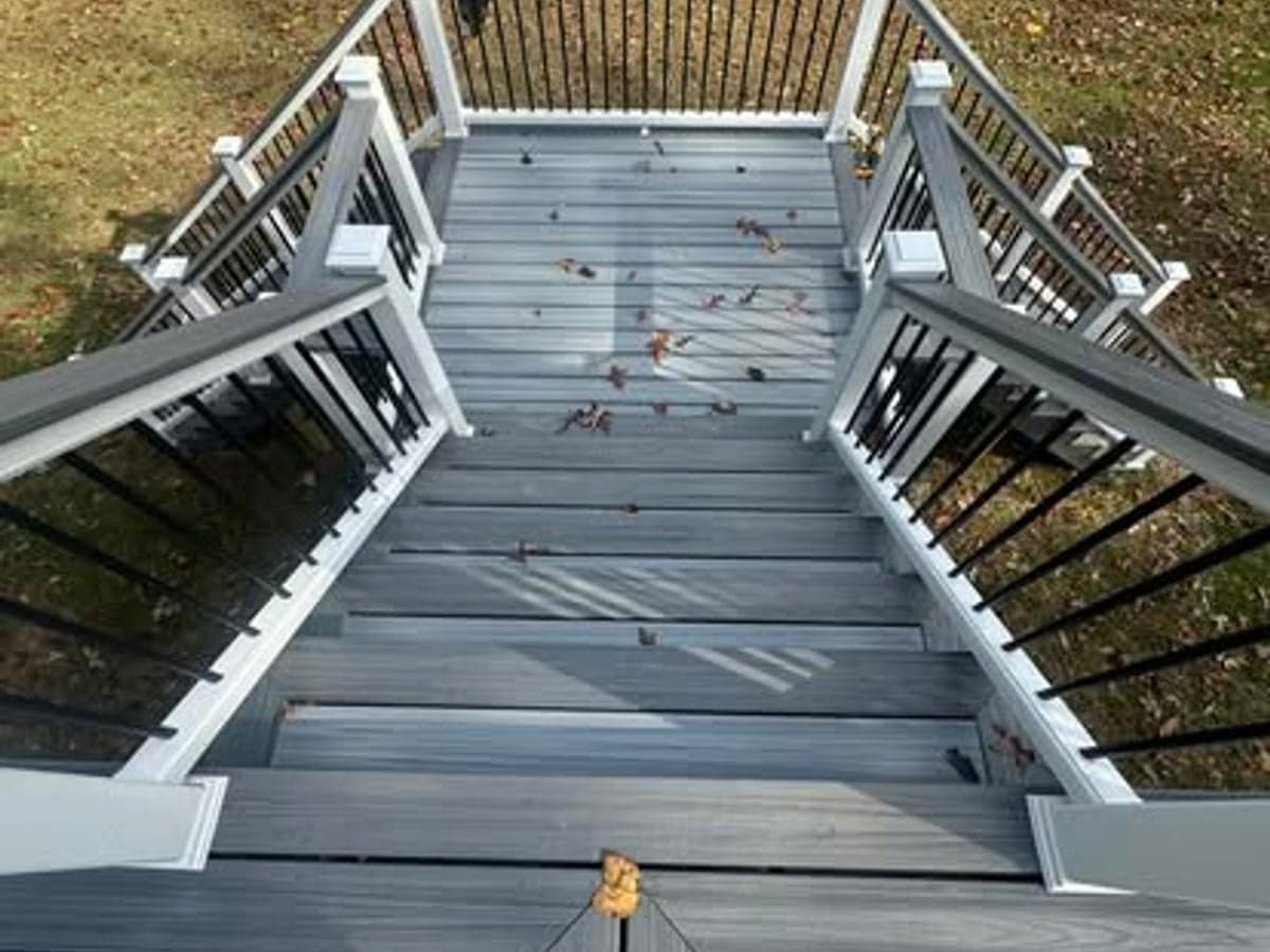 deck and porch build in Clarksville, TN by JM Home and Property Services (5)